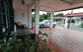 Hostal Compostela Inn